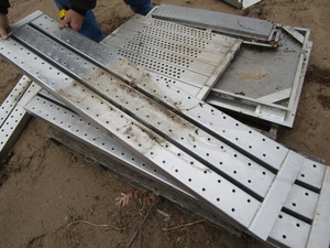 Stainless Shelving, Enclosure