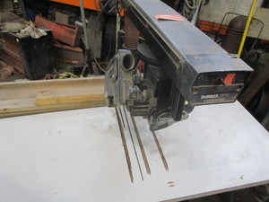DeWalt Contractors Table Saw