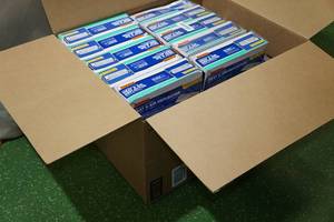 lot 54 image: Full Box of Frost King Heat and Air Deflectors