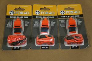 lot 59 image: 3 Fox 40 Sonik Blast CMG Whistles