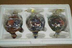 lot 100 image: 3 Terry Redlins Holiday Memories Heirloom Porcelain Ornaments Collection