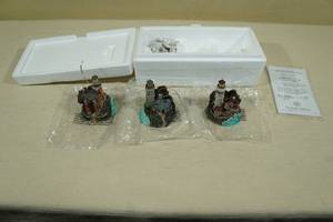 lot 111 image: Bradford Exchange Thomas Kinkades Illuminated Light House Ornament Collection