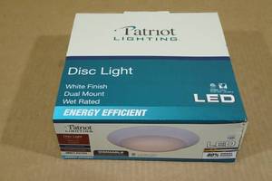 lot 147 image: NEW Patriot Lighting 7-12 LED Disc Light - White