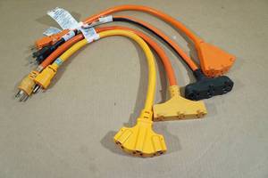 lot 149 image: Heavy Duty 1 to 3 Plug Electrical Adapters