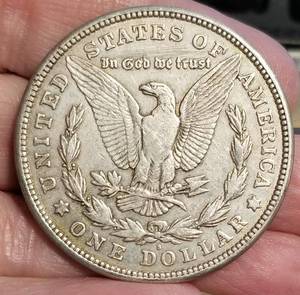 lot 40 image: 1921-S MORGAN SILVER DOLLAR