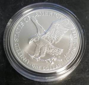 lot 42 image: 2022 AMERICAN SILVER EAGLE 1 TROY OZ .999 FINE SILVER IN AIRTITE
