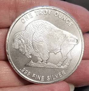 lot 51 image: 1 TROY OZ .999 FINE SILVER INDIAN BUFFALO ROUND