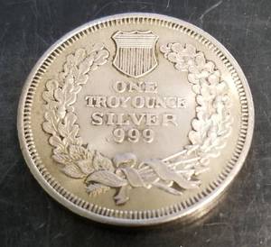 lot 54 image: 1 TROY OZ .999 FINE SILVER INDIAN HEAD CENT DESIGN