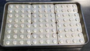 lot 55 image: 12 TROY OZ .999 FINE SILVER DOMINO SET 12 X 1oz IN BOX