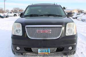 2007 GMC Yukon XL Denali 4x4 - 2 Owners -