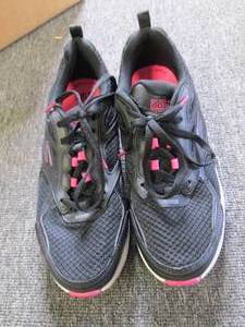 Skechers Womens GOrun Consistent R...