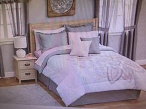 Paisley Panel 20-Pc. Bedroom Set - ...