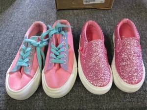 2 pairs of kids size 13y shoes ...