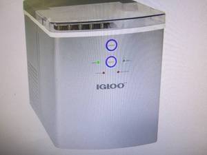 Igloo 33-Lb. Ice Maker - Silvertone...