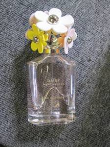 Marc Jacobs Daisy Eau So Fresh Eau ...