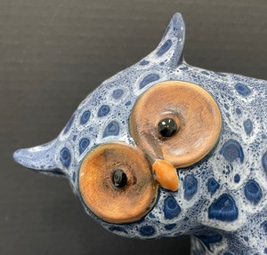 lot 80 image: Pair of Ceramic Owl Decorative Figurines