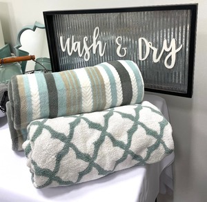lot 87 image: Lovely Laundry Room Decor and More