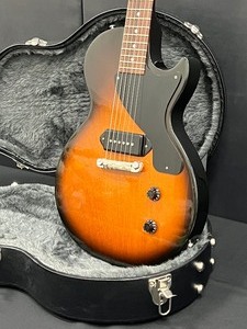 lot 12 image: Gibson Les Paul Junior Guitar with Case