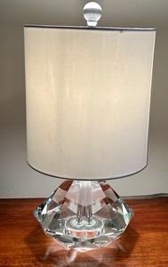 lot 151 image: Gorgeous Prism Diamond Shaped Table Lamp