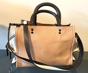 lot 78 image: Coach Rogue 25 Handbag - Coach Rogue Beechwood Handbag