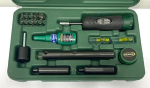 lot 125 image: Weaver Scope Mounting Kit with Case