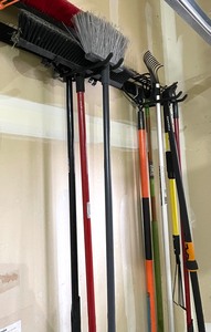 lot 204 image: Long Handled Tool Grouping