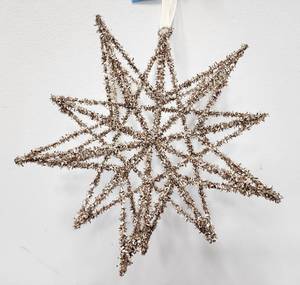 lot 180 image: Countrified Christmas Collection