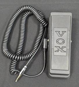 lot 332 image: Vox Wah-Wah V845 Effects Pedal