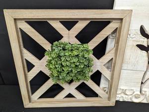 lot 272 image: Pair of Farmhouse Style Wall Decor