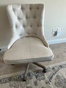 lot 309 image: Lovely Upholstered Office Chair