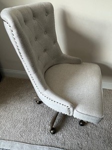 lot 311 image: Lovely Upholstered Office Chair