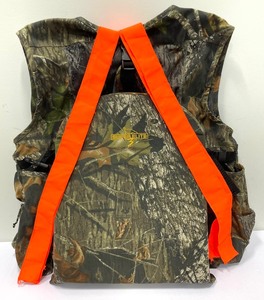 lot 245 image: Mossy Oak Super Elite 3 Hunting Vest