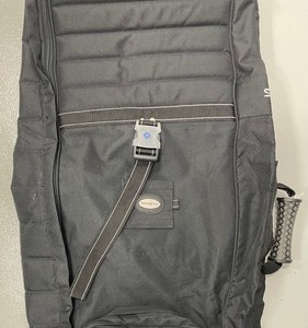 lot 253 image: Samsonite Travel Golf Bag