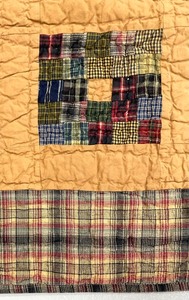 lot 352 image: Quaint Quilt