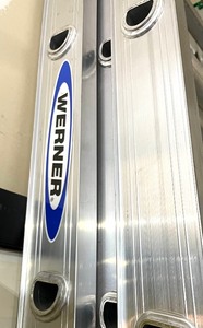 lot 381A image: Warner Metal Maximum 23 Foot Reach Extension Ladder