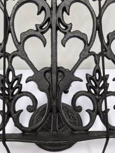 lot 292 image: Decorative Iron Cookbook Holder