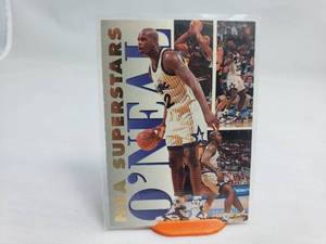 Shaquille ONeal NBA Superstars Fleer Insert 16 of 20