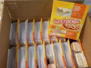 16 Frozen Extra Cheesy Pizza Luncha...