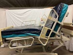 lot 40 image: WOW MSRP $14,000 HILL ROM ADVANCE SERIES HI LOW ELECTRIC ADJUSTABLE BACK & KNEE HOSPITAL BED WCHAIR POSITION INCLUDES USED MATTRESS THAT PREVENTS BED SORES GREAT WORKING CONDITION&nbsp1st Pic Stock Pic NO RESERVE