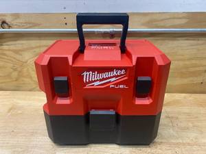 lot 3 image: MILWAUKEE M12 FUEL 12-Volt Lithium-Ion Cordless 1.6 Gal. WetDry Vacuum (Tool-Only)