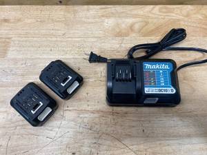 lot 107 image: MAKITA DC10WD Charger with 2- BL1016 Batteries