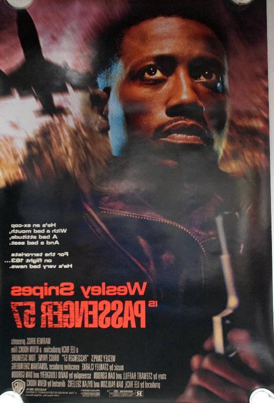 lot 42 image: Passenger 57 (1992) Original Theater Lightbox Promo Poster