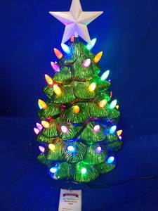 lot 5 image: Plastic Light Up Christmas Tree