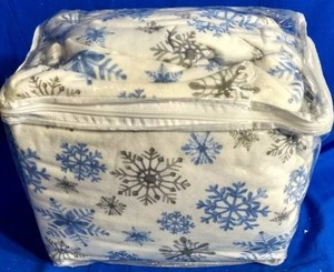 lot 34 image: Seasonal Flannel Set Let It Snow (Brand New)