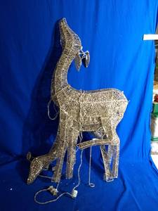 lot 112 image: National Tree Company 38 and 28 Lighted Doe and Fawn Yard Decoration