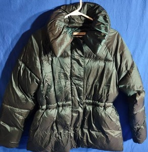 lot 123 image: A New Day Water Resistant Green Small Winter Jacket (Brand New)