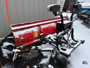 Hiniker 8ft Hydraulic Plow