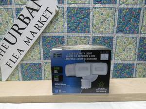 lot 4 image: Home Zone LED Security Motion Activated Light 3000 Lumens