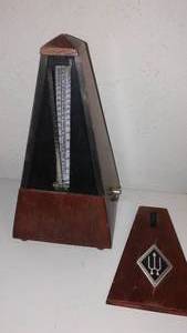 Vintage Wind - Up Wood Metronome