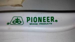 Pioneer Seed Bread Knife - 70s